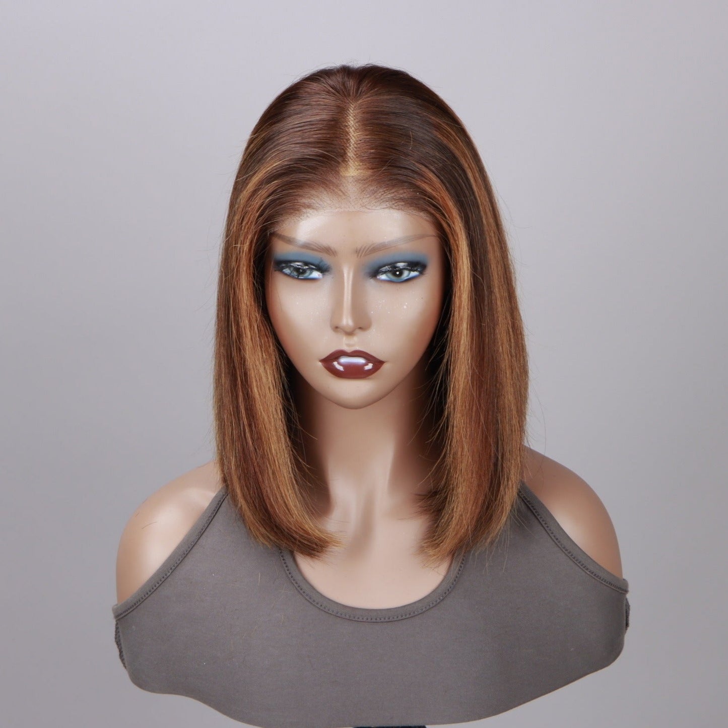Classic Straight Bob 12" – Brown Ombre Glow